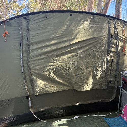 Terra Family 4/7 camping tent with two rooms and porch