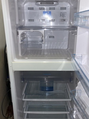 Hitachi refrigerator