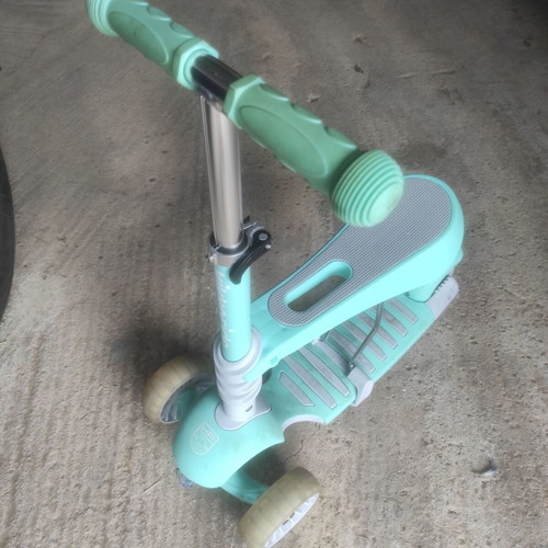 Kikka Ride The Fun Ride 3-in-1 multifunctional scooter used