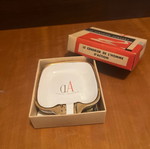 Vintage Συλλεκτικό Κεράνης Τασάκι Πορσελάνης αΑ Σιγαρέττα Πολυτελείας Καινούργιο Στο κουτί του