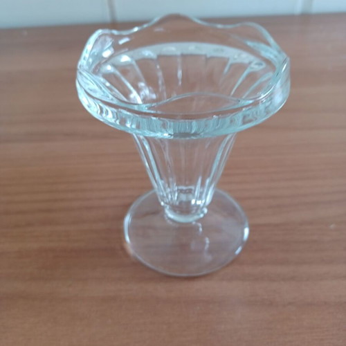 Ice Cream Glass Luminarc France like new