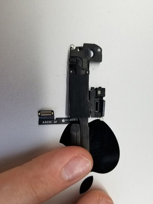 iPhone 11 earpiece speaker like new