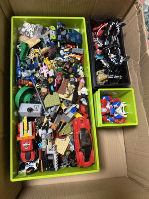 Lego lot used, complete set with Spider-Man minifigures