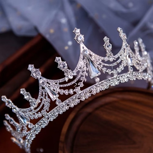 Bridal tiara with crystal rhinestones, new, model 77
