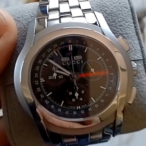 Gucci men's wristwatch like new, black