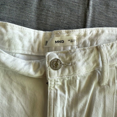 Mango white denim shorts like new, A-line fit, size S