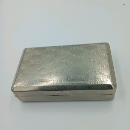 Metal rolling cigarette case used