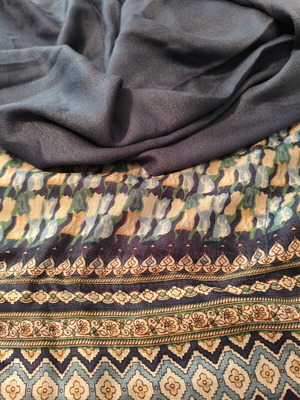 Double-sided scarf like new, 50% silk, blue and brown