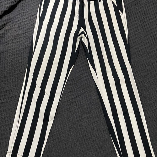 Beetlejuice vibe pants Iso like new, size S/M, black and white