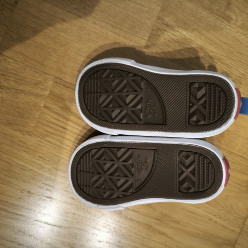 Converse Chuck Taylor All Star baby shoes like new, size 21