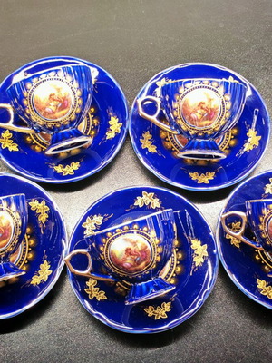 Vintage Japanese porcelain tea and coffee set 5 pieces like new