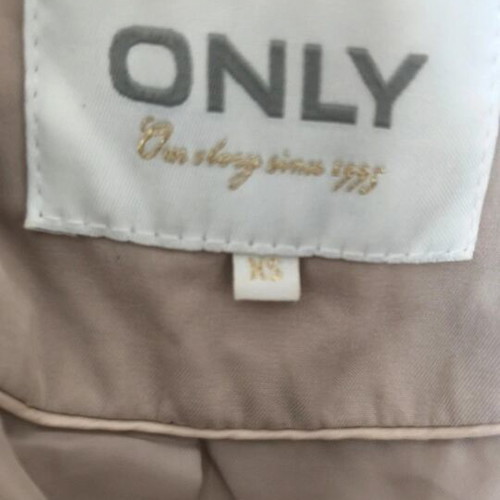 Only women's thin beige jacket like new, size XS