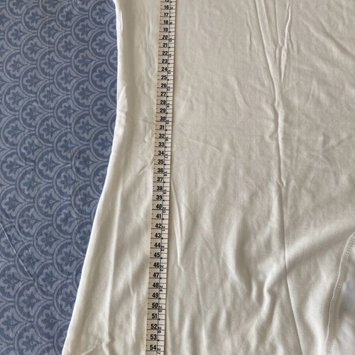 Donna blouse like new, elastic with transparency and neck details