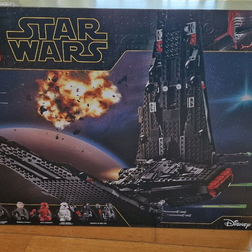 Lego Star Wars 75256 Kylo Ren's Shuttle new, sealed