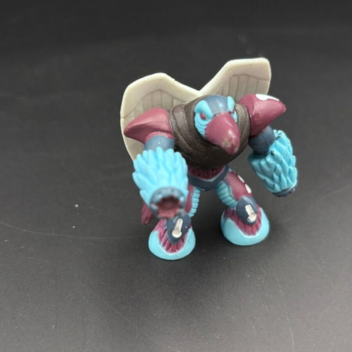 Gormiti Neorganic Evolution Vultur The Guardian of the Winds figure like new