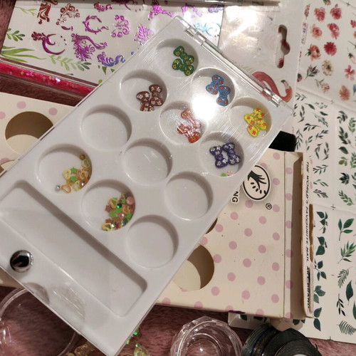 Nail set new with stickers, plate and decorative items