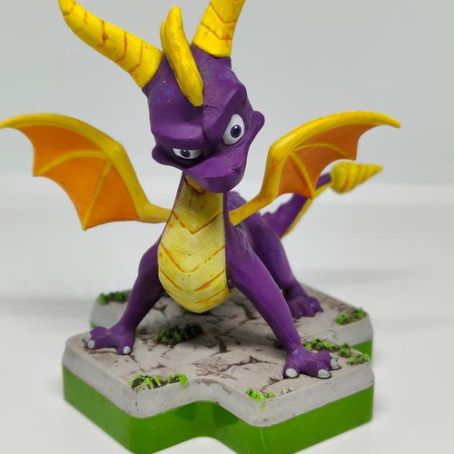 Spyro The Dragon Totaku Collection 10cm figure hand-painted like new