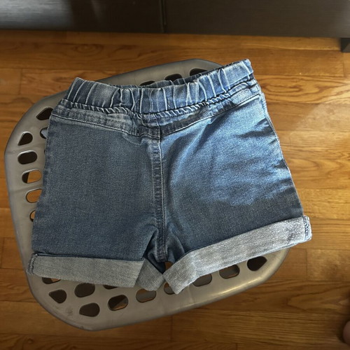 Sinsay Disney Shorts 80cm Like New 12-18 Months