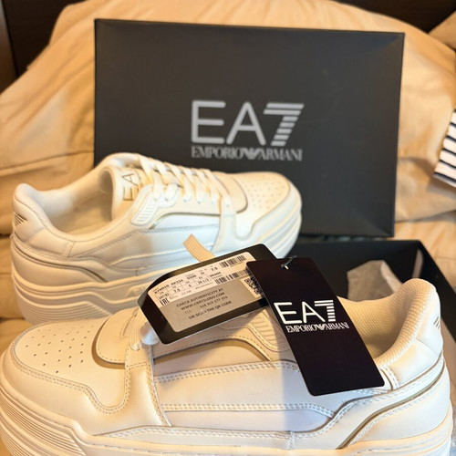Sneakers EA7 Emporio Armani women size 39.5 new