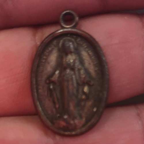 Religious medal Virgin Mary 1830 used