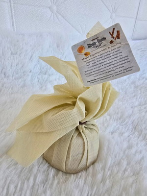 Bloom-Bloom Honey & Cinnamon Small Treat New