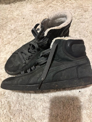 Puma women's athletic shoes used, size 38, black, very warm and comfortable