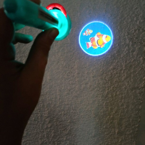 3 kids toys new: projector flashlight, puzzle, View master