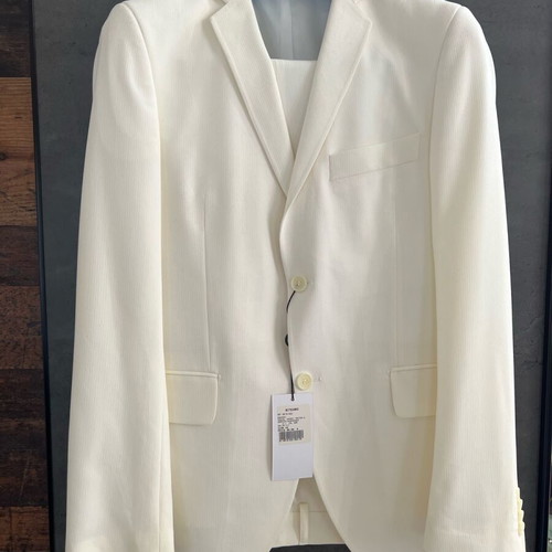 Bitsiani men's summer suit new, off white, jacket size 48, pants size 42
