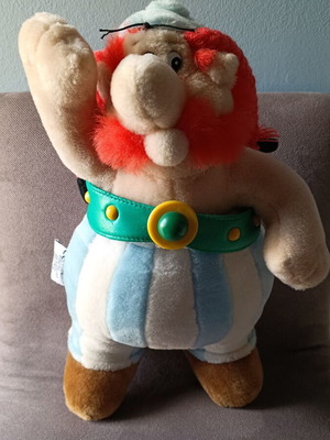 Ovelix plush toy like new, approximately 35cm