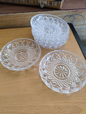 Set of 6 vintage dessert plates, 14.5 cm diameter