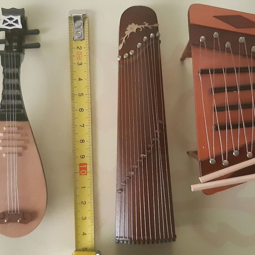 String instrument miniatures like new, set III