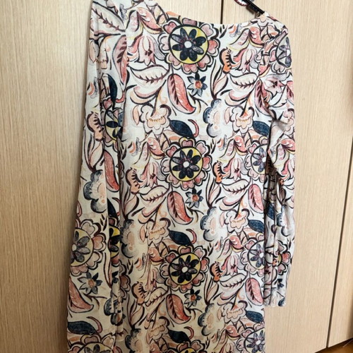 Mini dress Zara with embroidery like new
