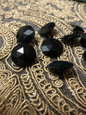 Σετ κουμπιά ραπτικής καινούργιο, 9 τεμ. σε διάφορα μεγέθη, πλαστικά