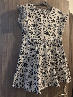 Women's poplin dress new, one size