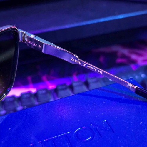 Louis Vuitton Evidence Gold Metal Sunglasses new