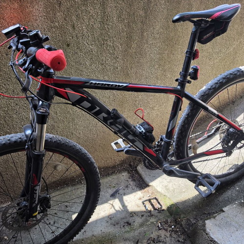 Drag Hardy Comp mountain bike like new, 27 inch, red, disc brakes
