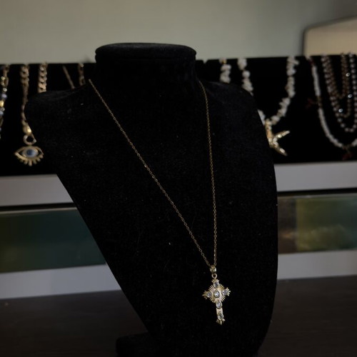 Gold cross with diamonds new