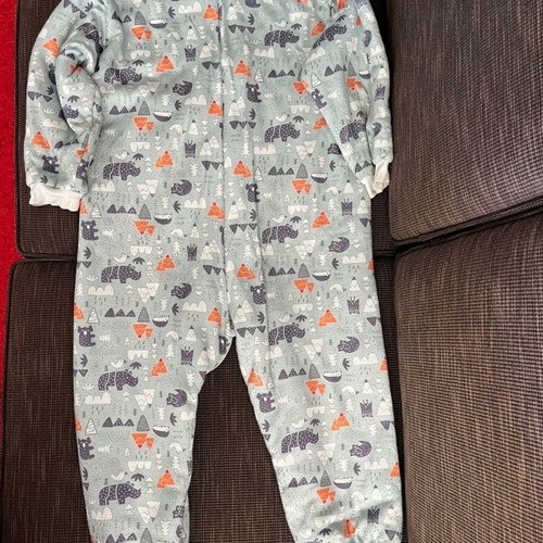 Sleeping bag with forest animals used for 7-8 years old