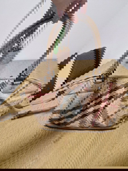 Burberry τσάντα