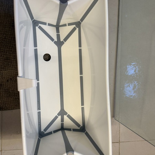 Stokke Flexi Bath XL used, missing stopper