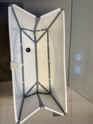 Stokke Flexi Bath XL used, missing stopper