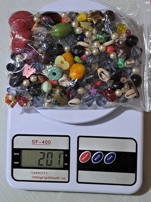 Beads pack 201 g like new, mixed glass, wood, acrylic, shells, minerals