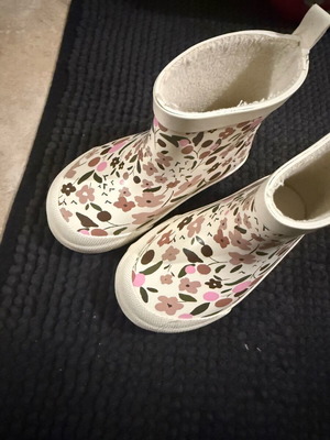 H&M Floral Kids Rain Boots New Size 23