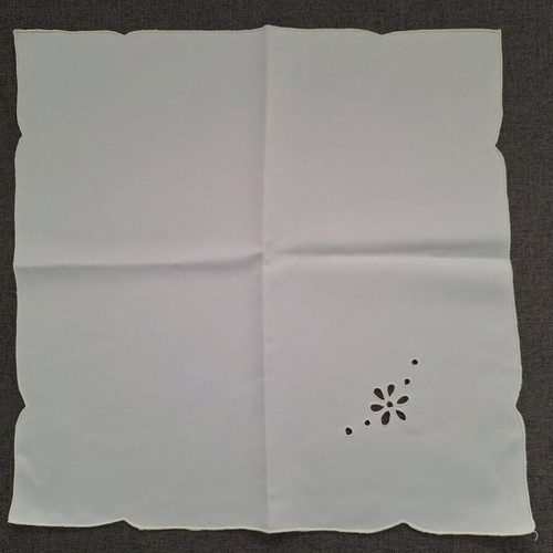 Set of 5 new white satin table runners with design