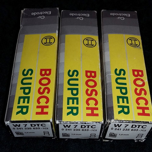 Bosch W7 DTC spark plugs new, pack of 3