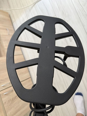 Metal Detector new with warranty and documents