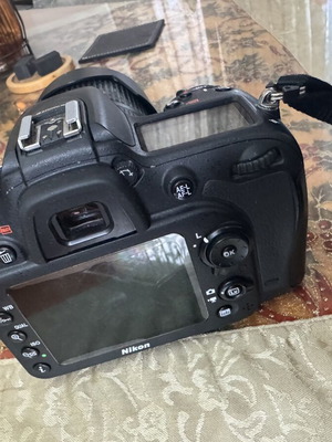 Nikon D7100 φωτογραφική μηχανή σαν καινούργια με φακό Tamron 70-300mm