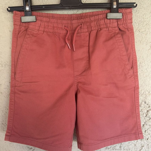 Gap shorts for boys 10-12 years, like new, red