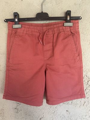 Gap shorts for boys 10-12 years, like new, red