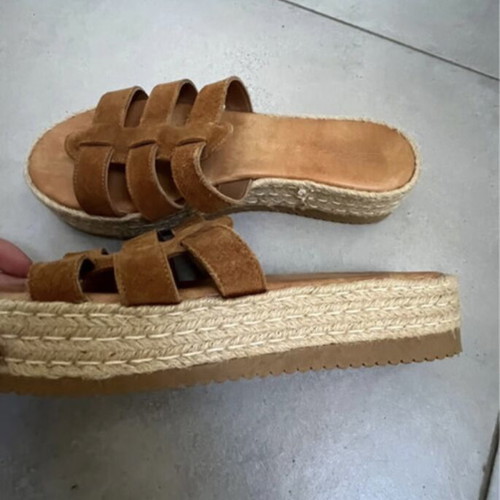 Sante brown platform sandals like new